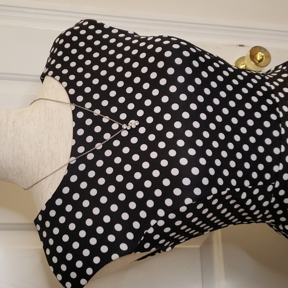 Windsor Black & White Polka Dot Dress - Picture 4 of 13